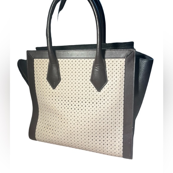 Henri Bendel Rivington Tote Shoulder Handbag Brown Cream Leather EUC - Picture 2 of 8